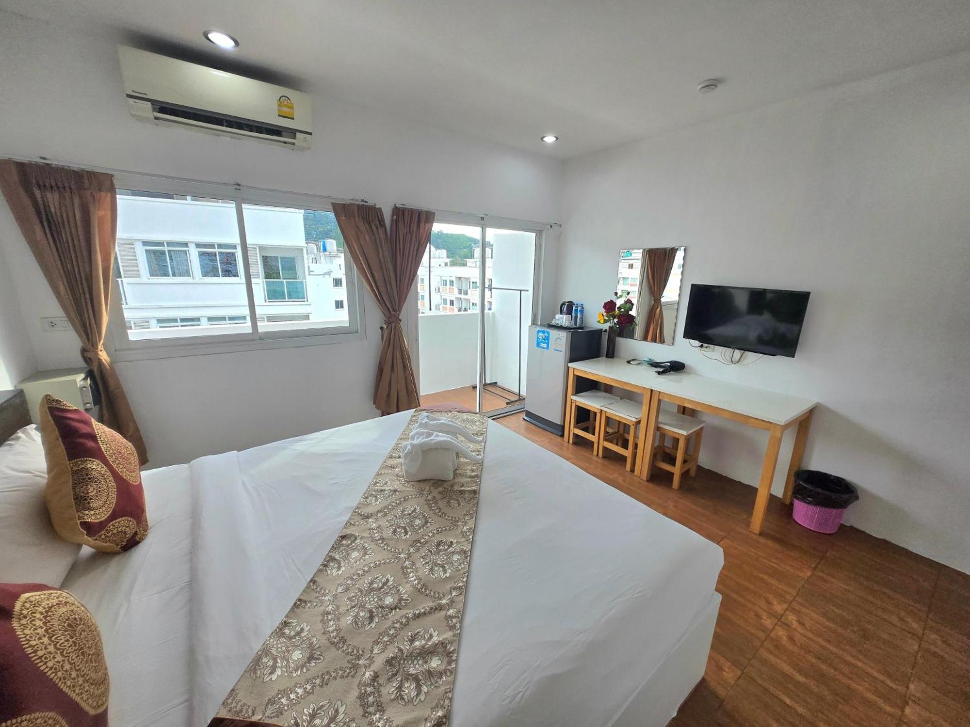 Happy 99 Guest House Patong Εξωτερικό φωτογραφία